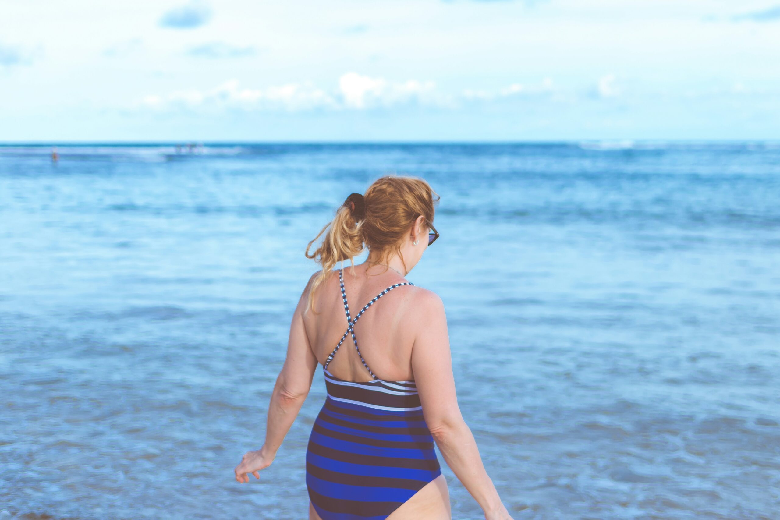 Side-by-side comparison of someone losing weight using L-carnitine